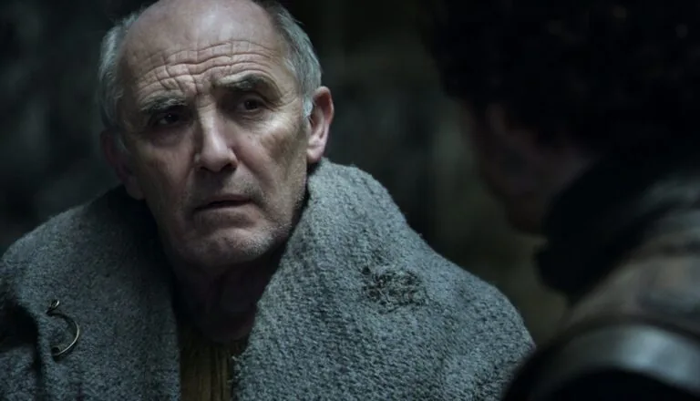 Момент из 8 серии 1 сезона