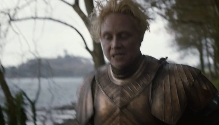 Момент из 10 серии 2 сезона