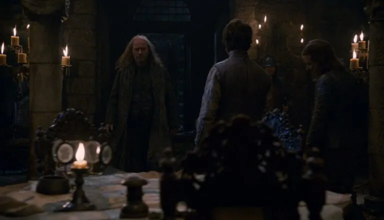 Момент из 3 серии 2 сезона