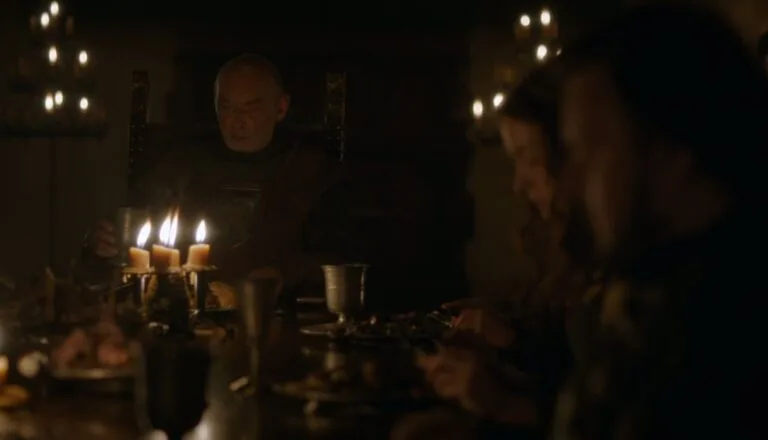 Момент из 6 серии 6 сезона